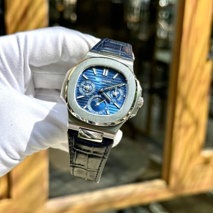 Patek Philippe High End Watch Replicas Nautilus 5740G Blue   Automatic Swiss Movement 40mm
