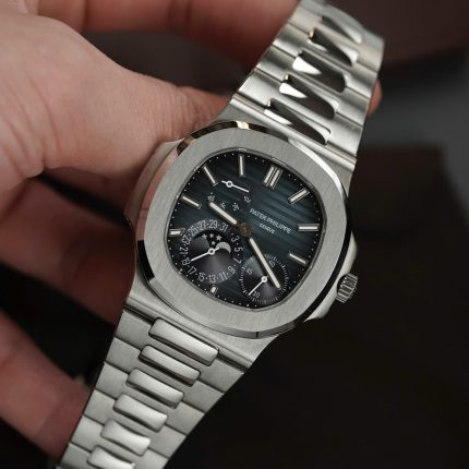 Patek Philippe Best Replica Watches Nautilus 5712 Custom Authentic Details 40mm