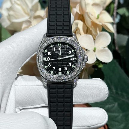 Patek Philippe Replica Watch Aquanaut 5069G Black Dial Custom Moissanite Diamonds 35.6mm