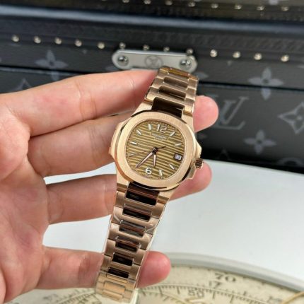 Patek Philippe Replica Watch Nautilus 7010 Rose Gold Womens 32mm