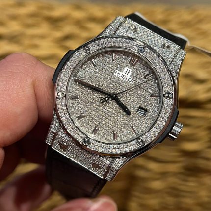 Hublot Classic Fusion Titanium Diamonds Pav?? Customs Full Moissanite Imitation Luxury Watches 42mm