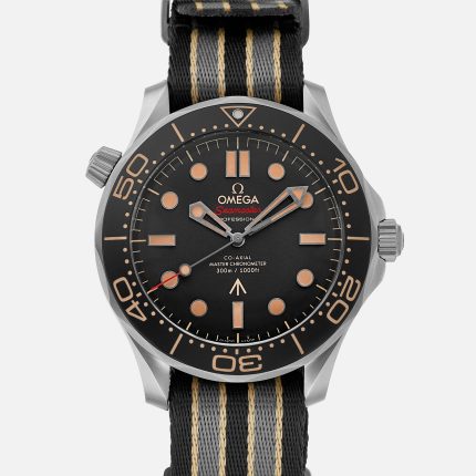 Seamaster Diver 300M Co-Axial Master Chronometer 42mm Titanium 007 Edition(1:1 replica)