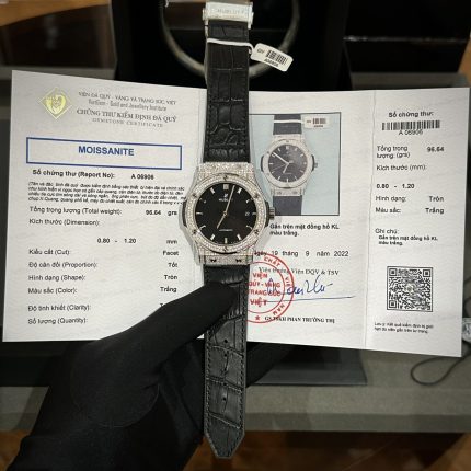 Hublot Replica 1:1 Watch Classic Fusion Full Black Moissanite Diamond 42mm