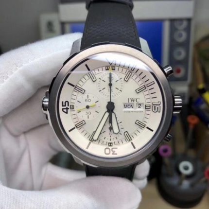 Replica IWC V6 Aquatimer Chrono IW3768 White Dial SS Bracelet A7750
