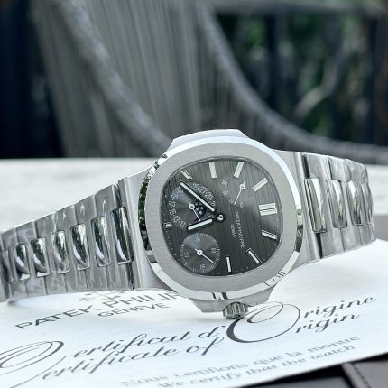 Patek Philippe Nautilus 5712 Gray Dial Replica 1:1 Watch GR Factory 40mm