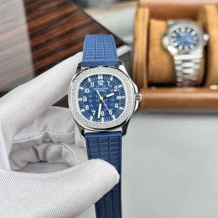 Patek Philippe Replica Watch Aquanaut 5067A Blue Dial With Stone Benzene PPF 35.6mm