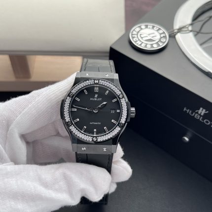 Hublot Classic Fusion Ceramic Diamond Bezel Replica High Quality JJZ 42mm