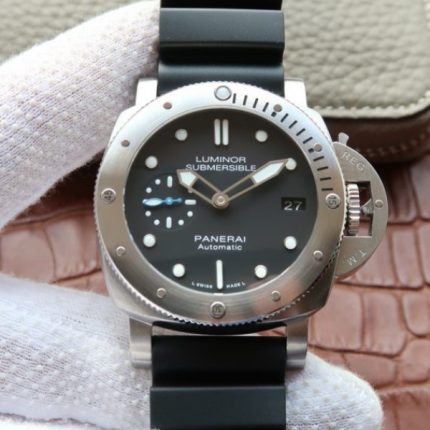 Replica Panerai XF Luminor Submersible PAM682 Rubber Strap P.9010
